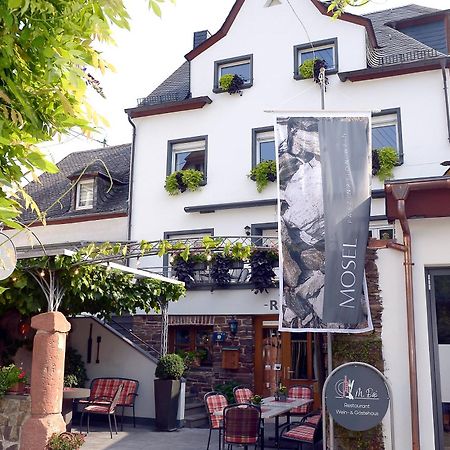 Wein- Und Gaestehaus M. Bai Mesenich Luaran gambar